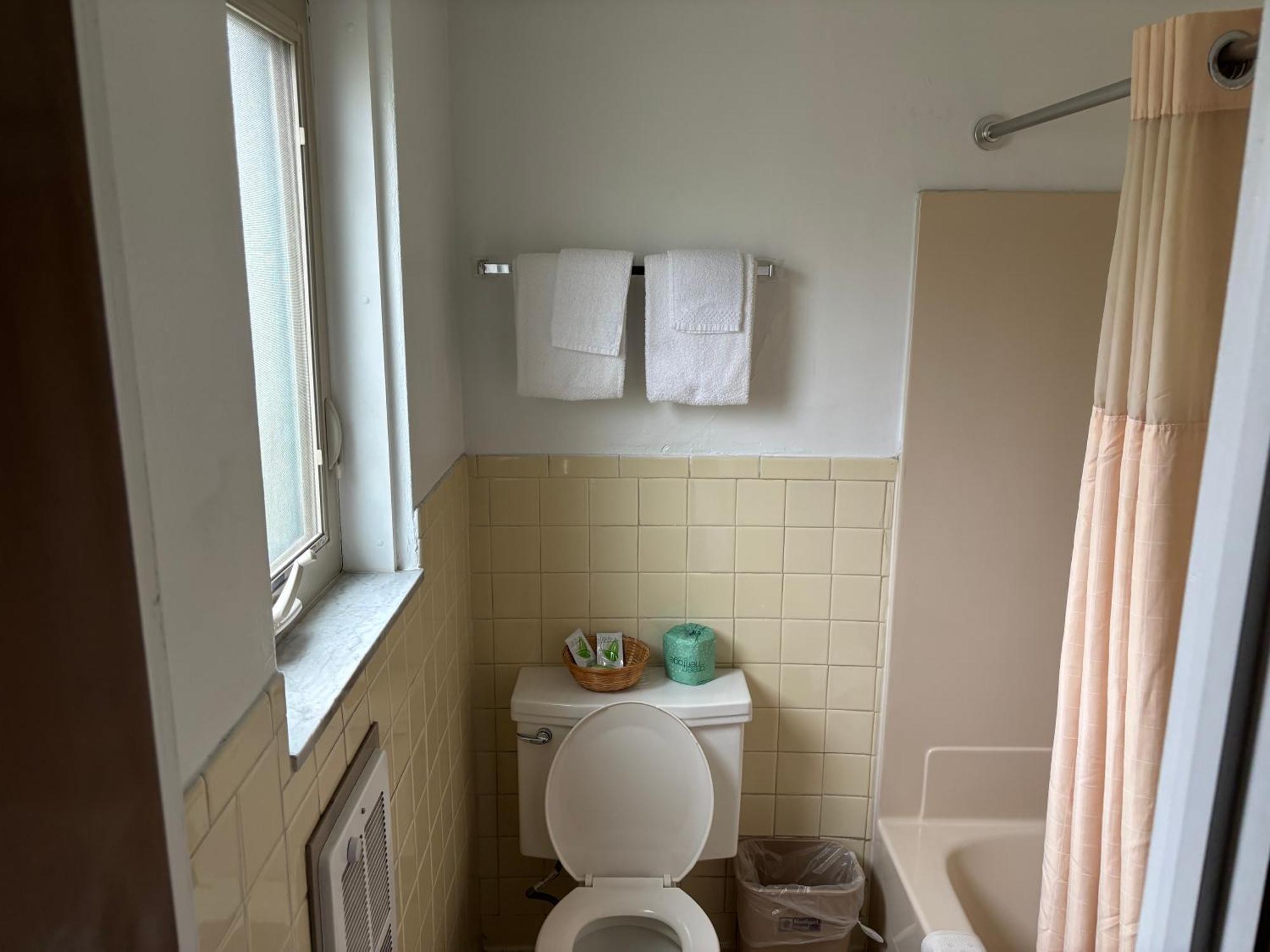 Budget Host Inn Somerset Exteriör bild
