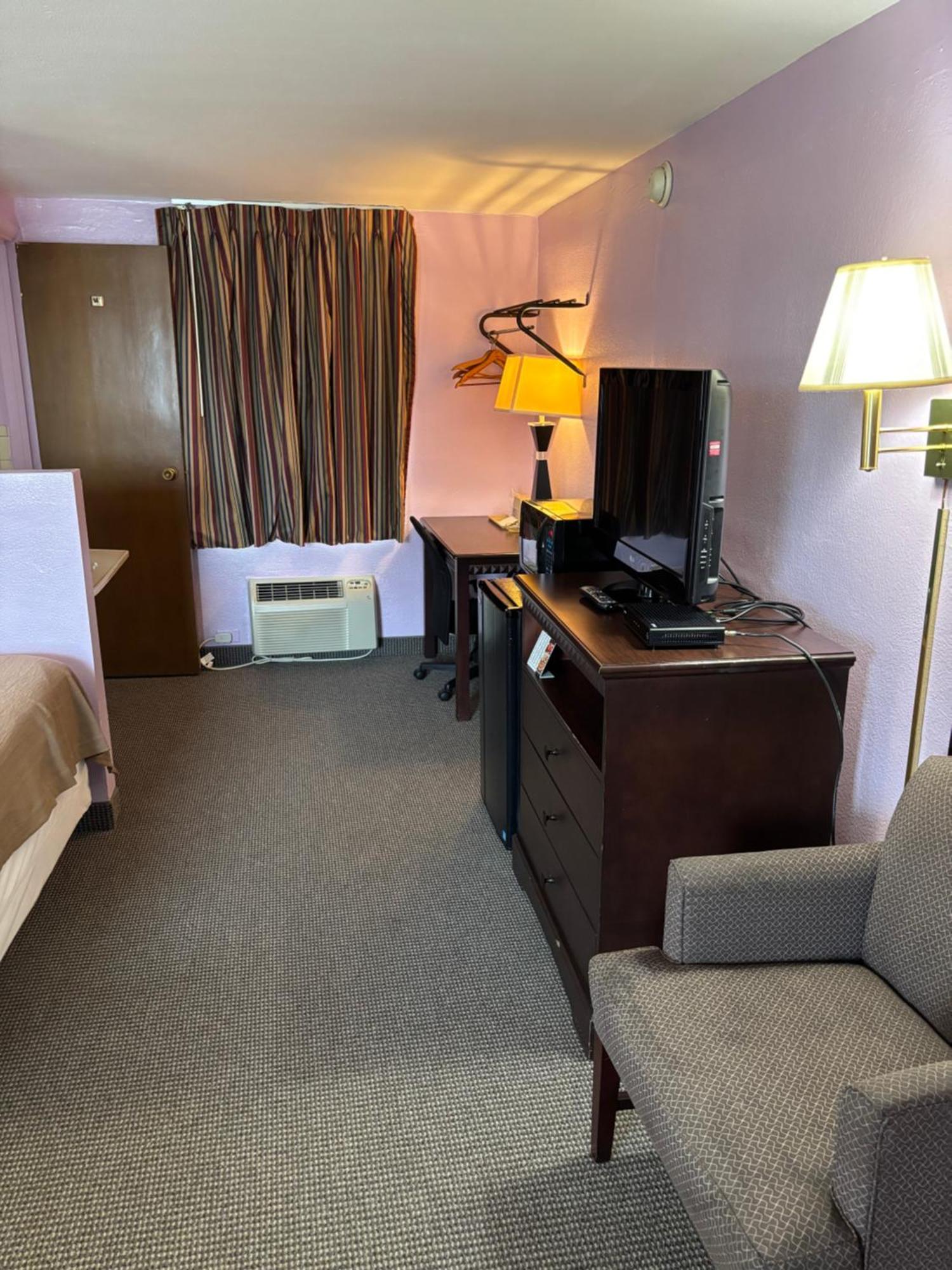 Budget Host Inn Somerset Exteriör bild